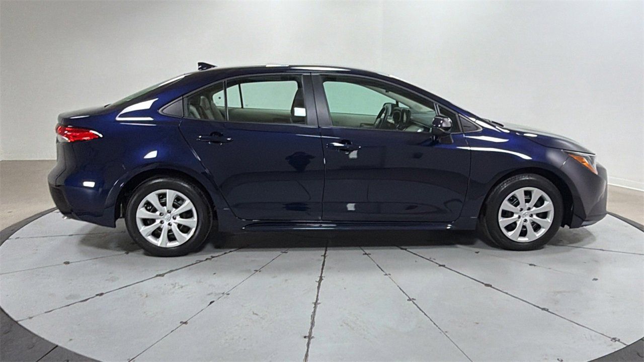 Certified 2025 Toyota Corolla LE image 6