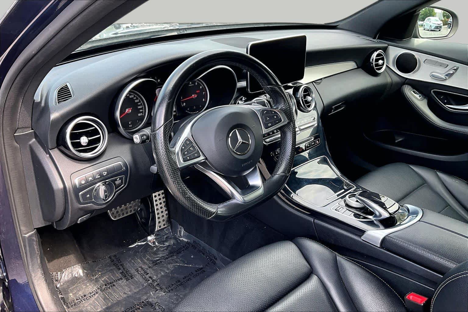 Used 2018 Mercedes-Benz C 300 4MATIC Sedan image 18