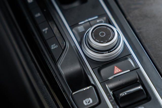 Used 2018 Maserati Levante S GranSport image 26