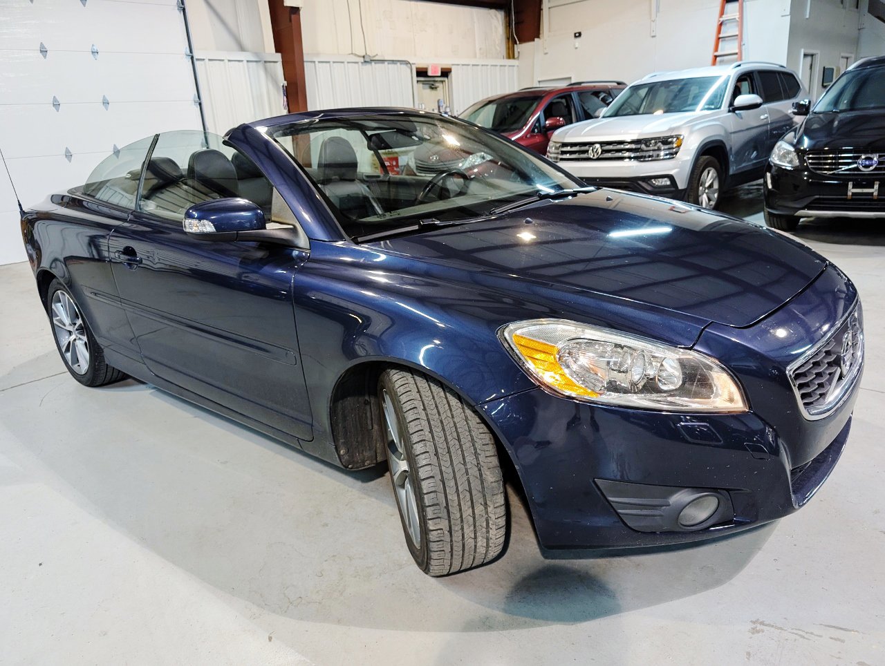 Used 2013 Volvo C70 T5 image 12
