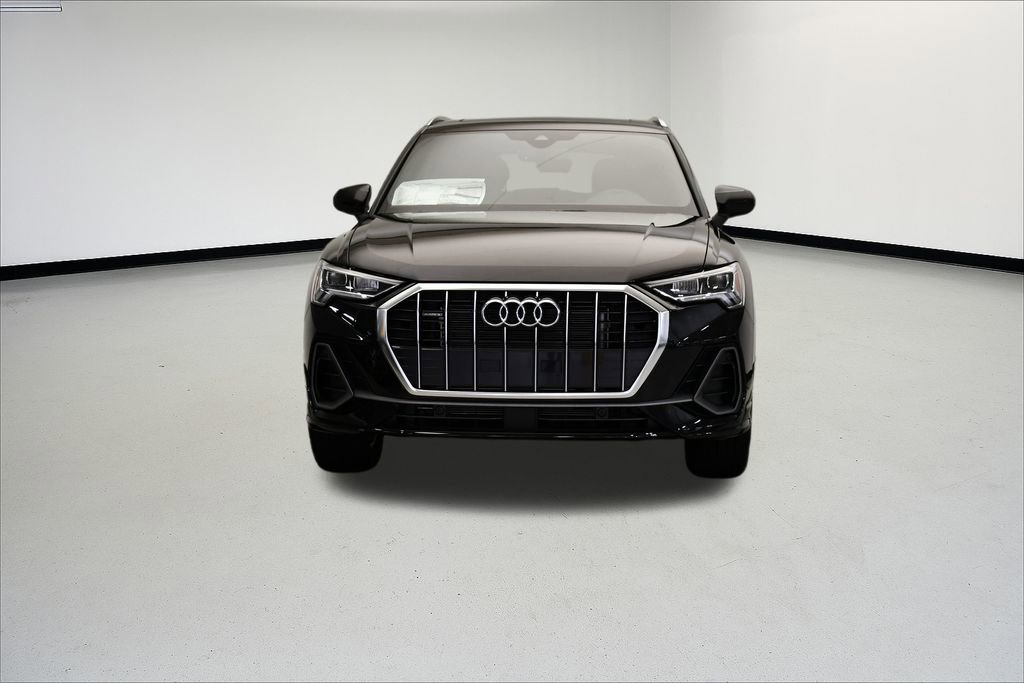 Used 2025 Audi Q3 2.0T Premium w/ Convenience Package image 8