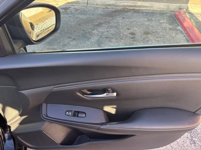 Used 2024 Nissan Sentra SV image 45