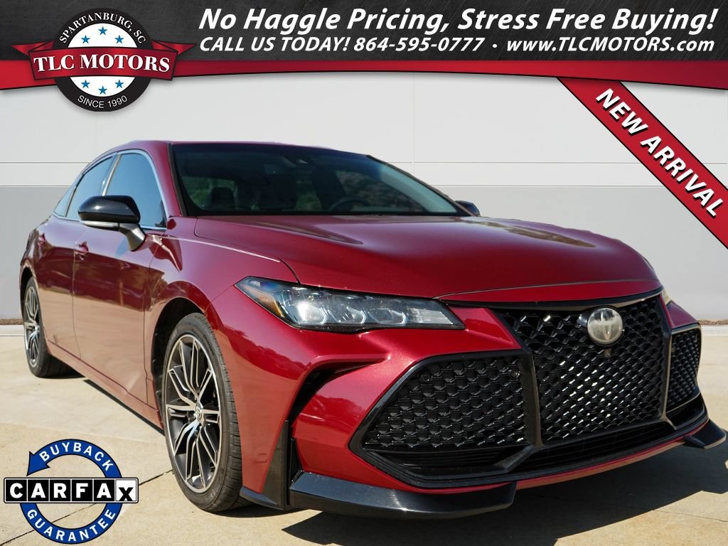 Used 2019 Toyota Avalon XSE FWD image 1