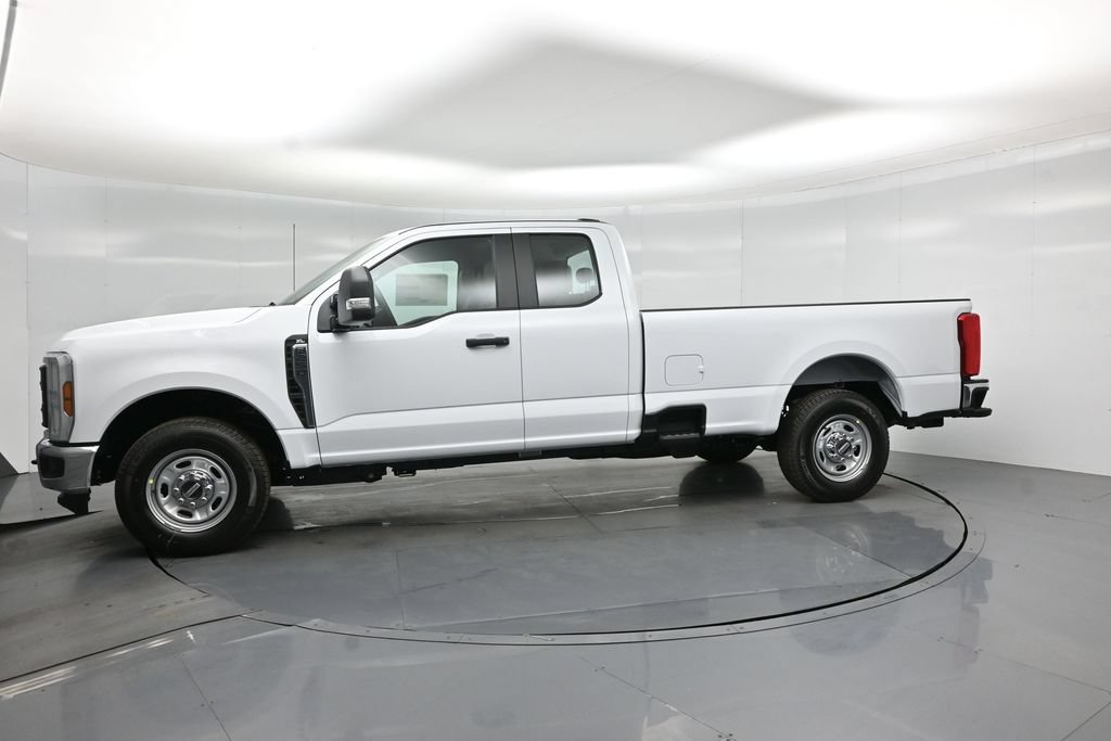 New 2026 Ford F250 XL w/ XL Chrome Package RWD image 23