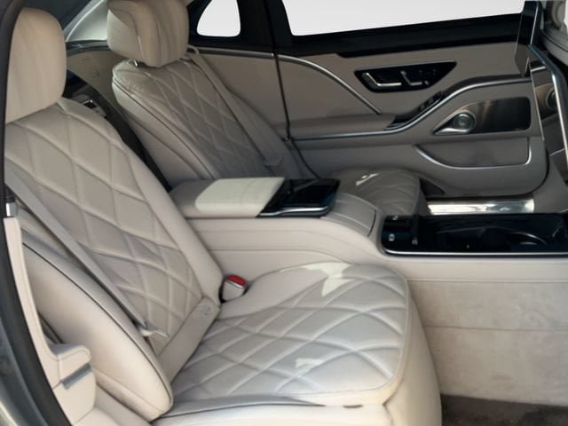 Used 2024 Mercedes-Benz Maybach S 580 4MATIC image 21