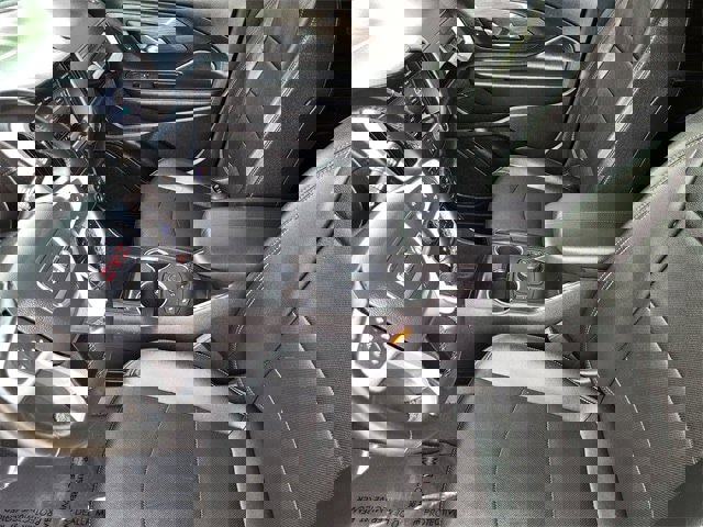 Used 2024 GMC Terrain SLT image 19