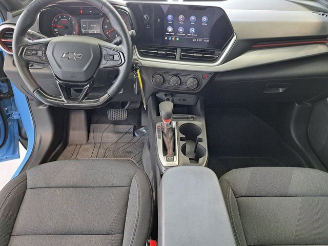 Used 2024 Chevrolet Trax RS w/ Sunroof Package image 25