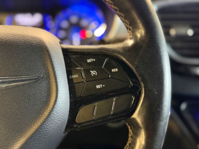 Used 2019 Chrysler Pacifica Touring Plus w/ S Appearance Package FWD image 28