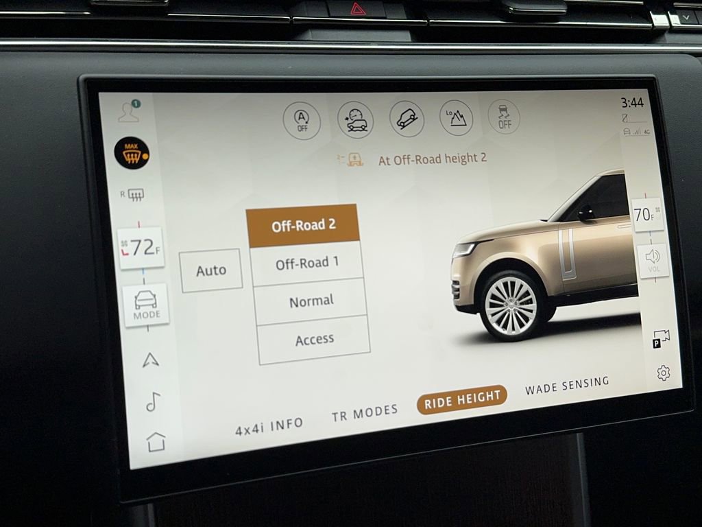 Used 2024 Land Rover Range Rover Long Wheelbase SE image 27