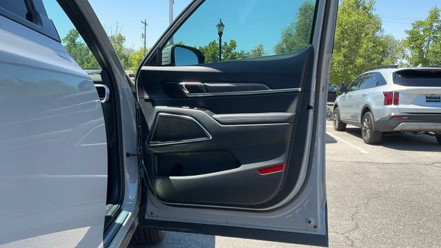 Certified 2025 Kia Telluride SX Prestige X-Line AWD/4WD image 18