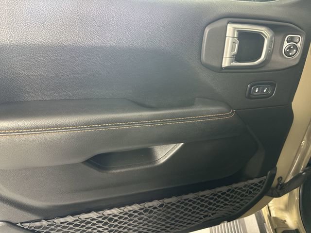 Used 2020 Jeep Gladiator Mojave AWD/4WD image 19