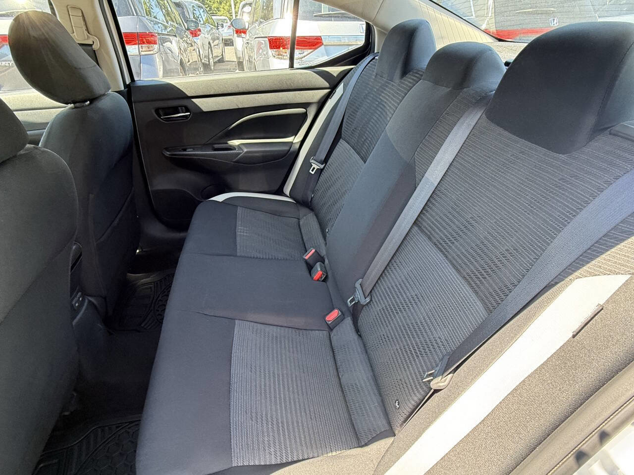 Used 2020 Nissan Versa SV image 19