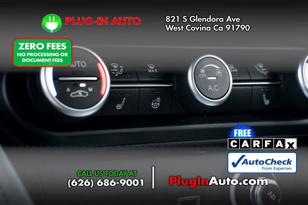 Used 2022 Alfa Romeo Stelvio Veloce AWD/4WD image 24