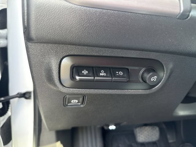 Used 2022 GMC Terrain AT4 w/ Infotainment Package II AWD/4WD image 18