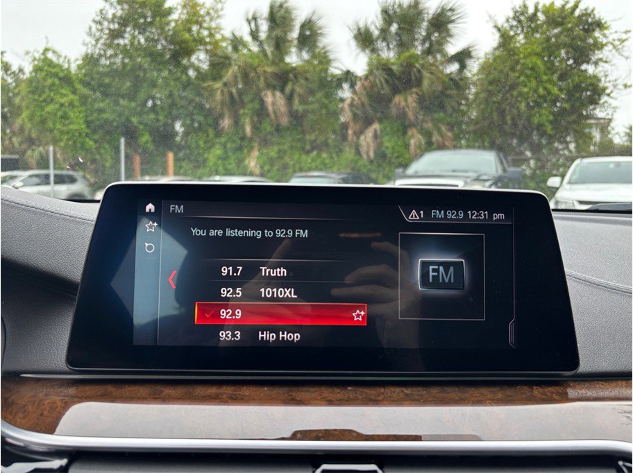 Used 2019 BMW 640i Gran Turismo xDrive w/ M Sport Package image 32