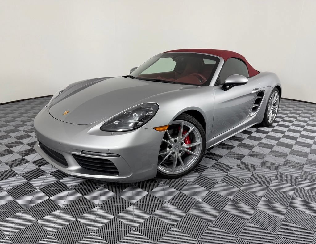 Certified 2025 Porsche 718 Boxster S RWD image 1