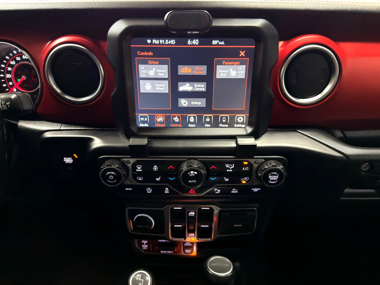 Used 2021 Jeep Gladiator Rubicon AWD/4WD image 20