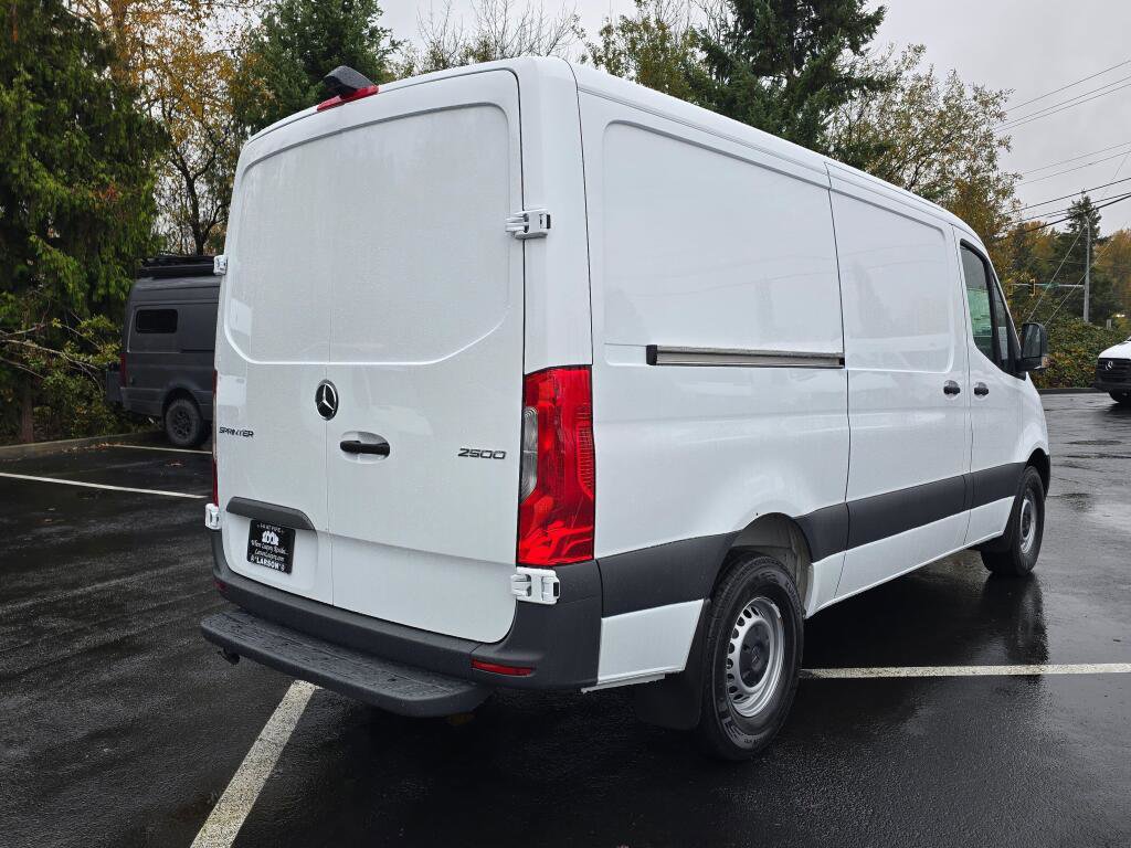 New 2026 Mercedes-Benz Sprinter 144 Cargo image 6