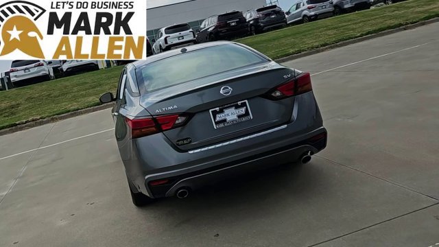 Used 2021 Nissan Altima 2.5 SV w/ SV Premium Package FWD image 7