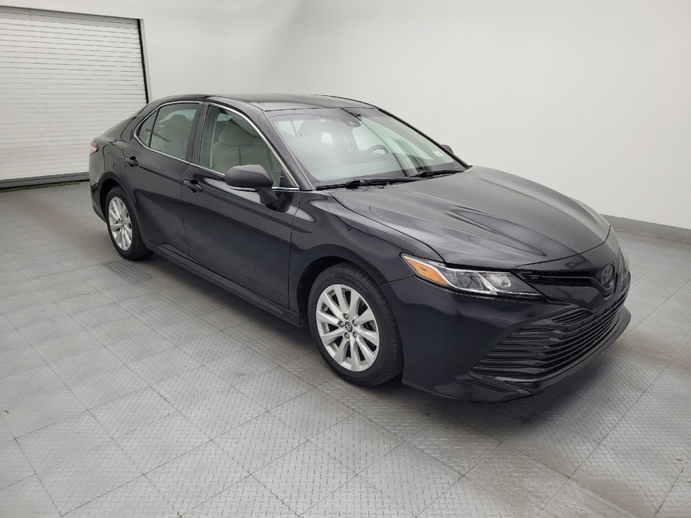 Used 2018 Toyota Camry LE w/ Convenience Package FWD image 11