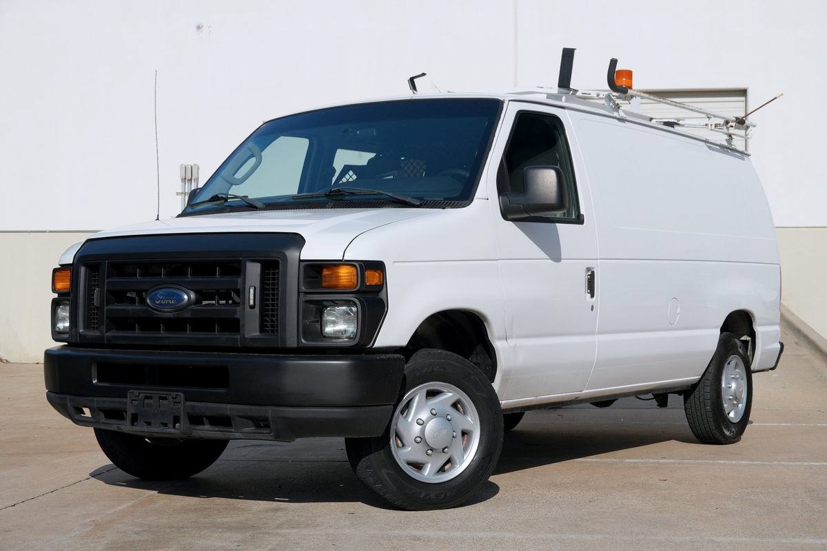 Used 2014 Ford E-150 and Econoline 150 w/ Power Group RWD image 2