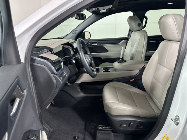 Used 2024 GMC Acadia Elevation w/ Luxury Package image 11