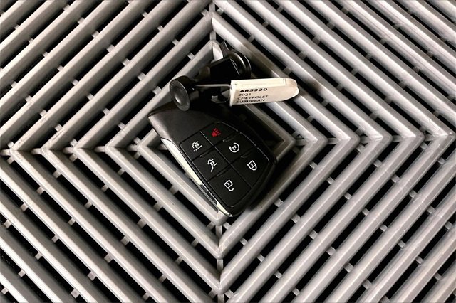 Used 2021 Chevrolet Tahoe High Country w/ Premium Package image 9