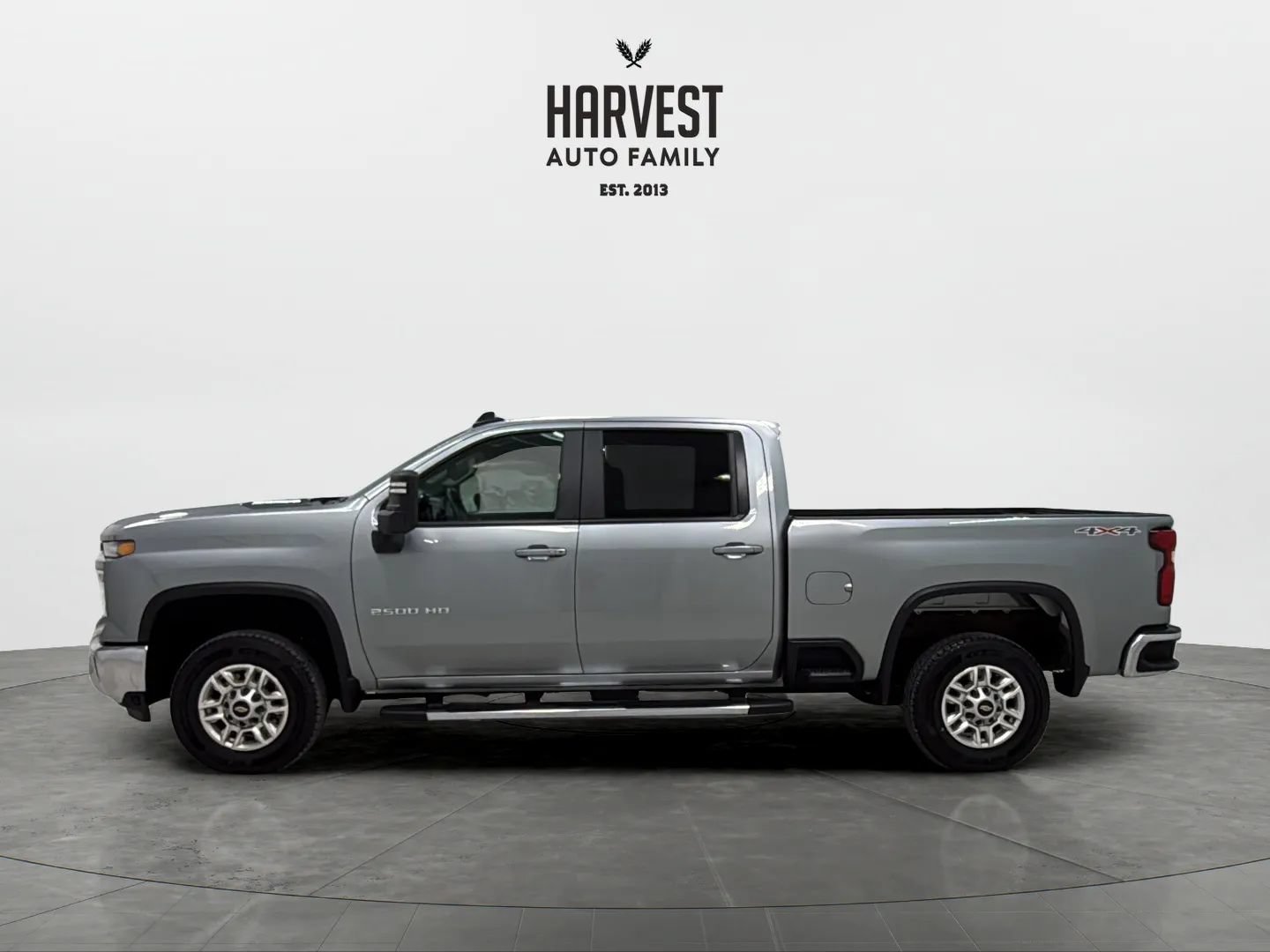Used 2026 Chevrolet Silverado 2500 LT AWD/4WD image 2