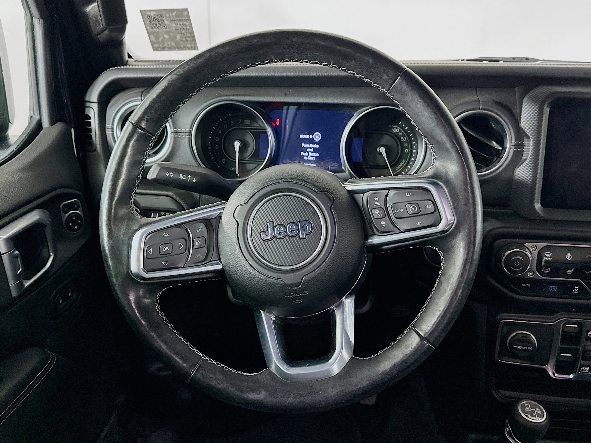 Used 2021 Jeep Wrangler Sahara w/ Cold Weather Group image 18