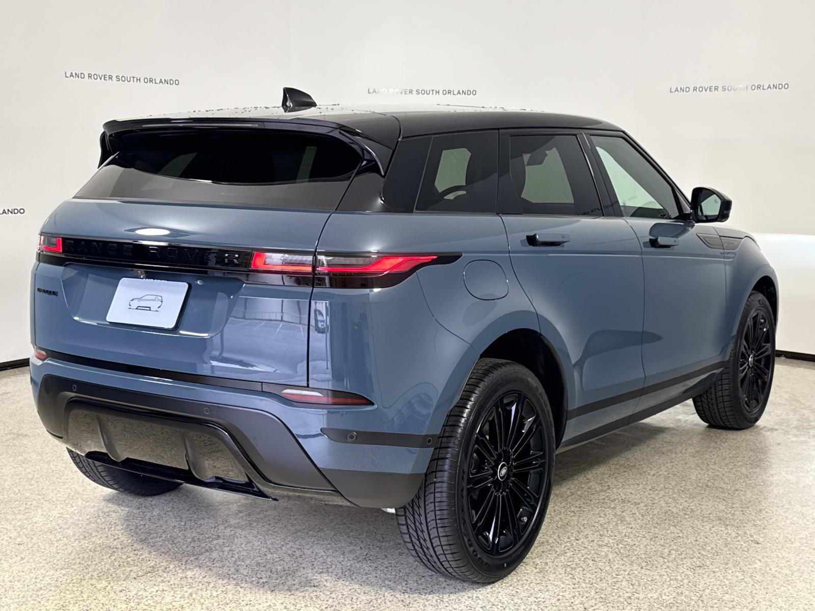 New 2026 Land Rover Range Rover Evoque S AWD/4WD image 5