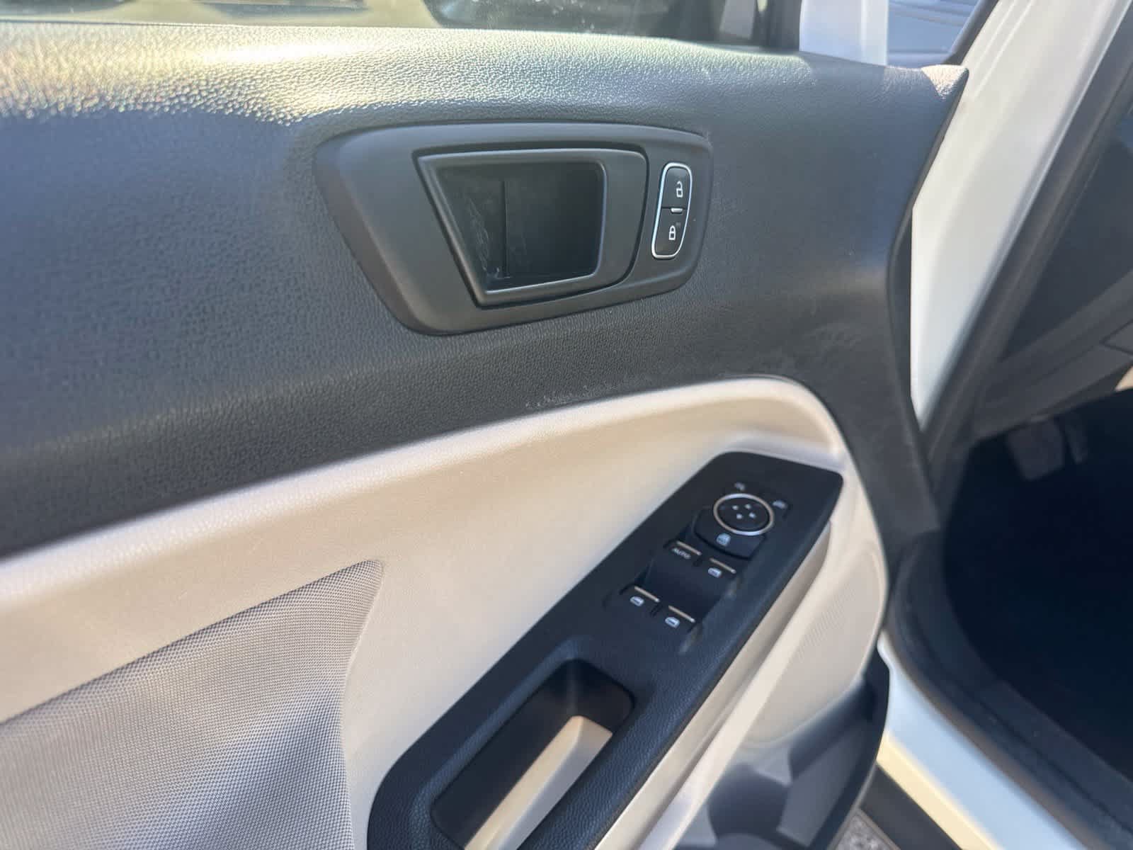 Used 2022 Ford EcoSport S AWD/4WD image 12