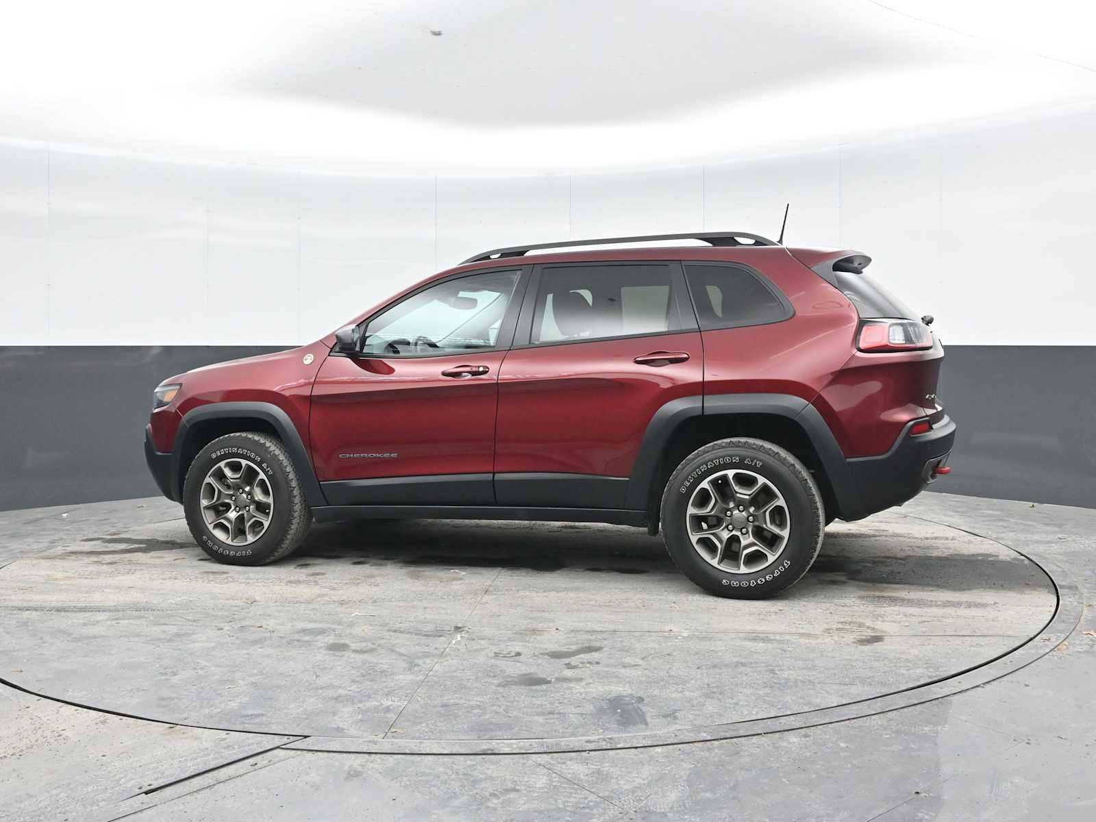 Used 2021 Jeep Cherokee Trailhawk w/ Sun, Sound & Nav Group image 2
