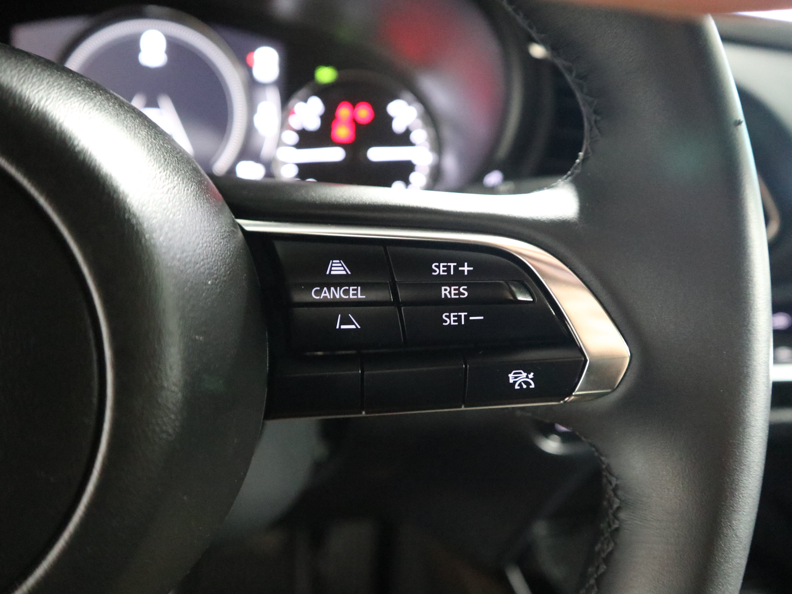 Certified 2025 MAZDA CX-30 AWD 2.5 S w/ Premium Package image 29