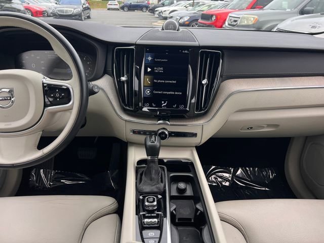 Used 2018 Volvo XC60 T5 Inscription w/ Convenience Package AWD/4WD image 15
