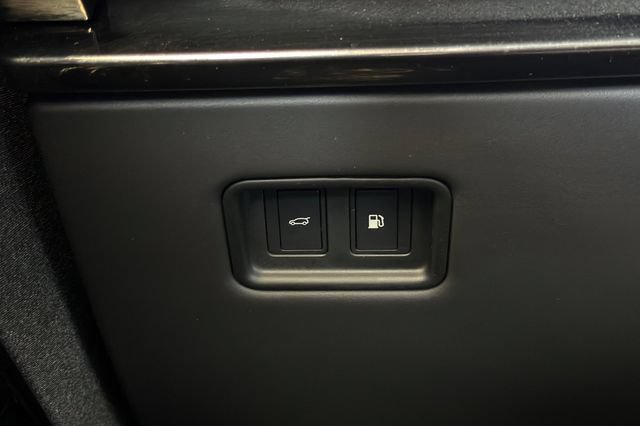 Used 2025 Land Rover Range Rover Sport Dynamic SE AWD/4WD image 34