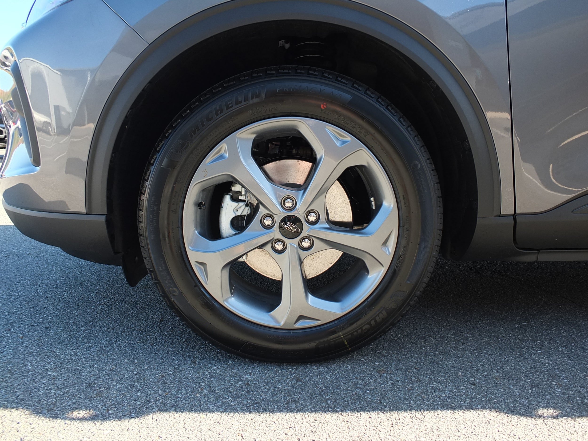 New 2026 Ford Escape ST-Line w/ Tech Pack #1 FWD image 9