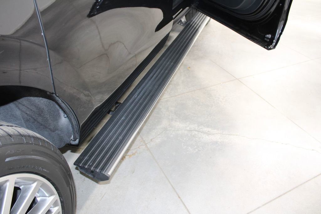 Used 2023 Ford Expedition Max Platinum image 13