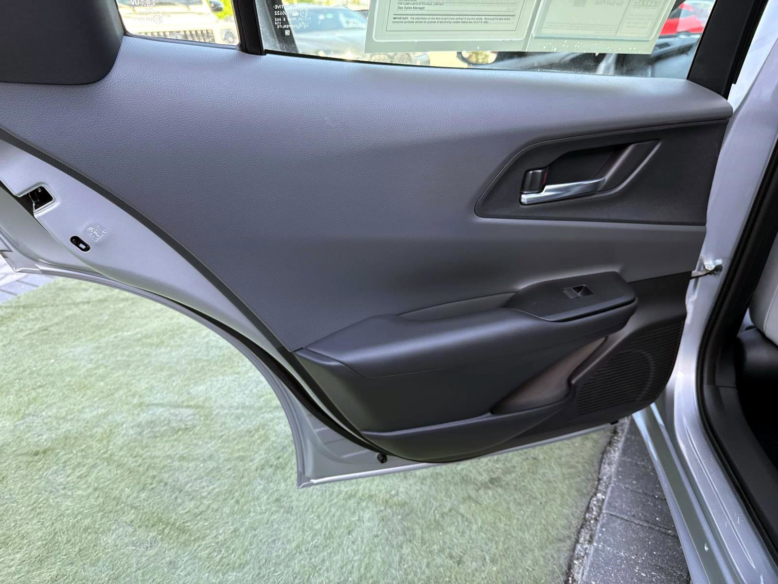 Used 2025 Toyota Prius Limited w/ Limited Premium Package FWD image 13