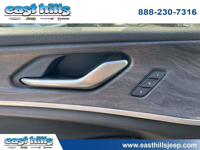 Certified 2023 Jeep Grand Cherokee Limited AWD/4WD image 22