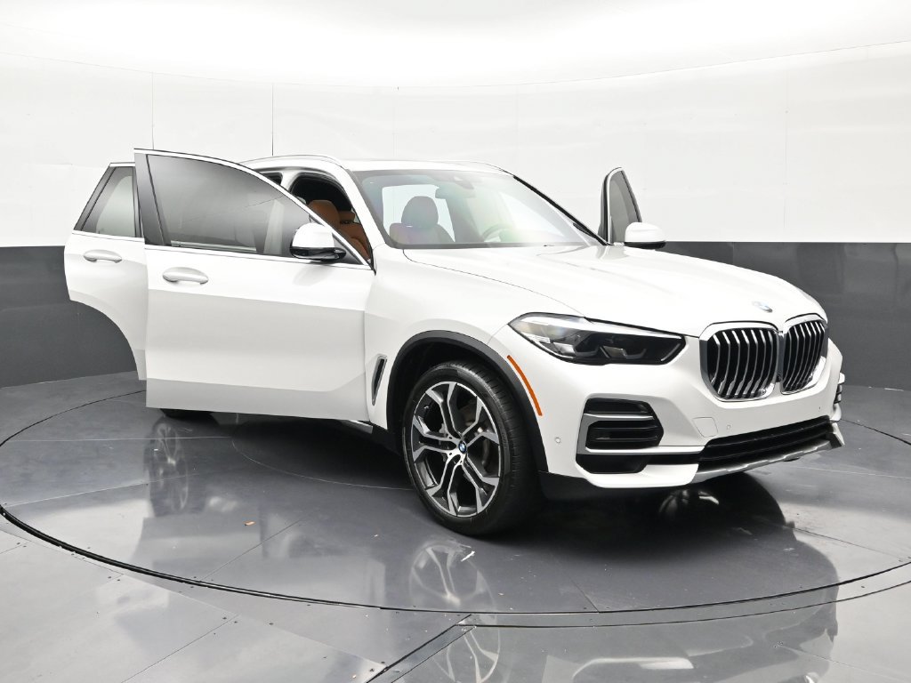 Used 2023 BMW X5 sDrive40i w/ Parking Assistance Package RWD image 32