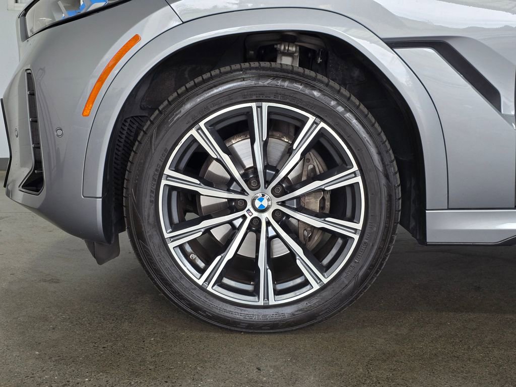 Used 2024 BMW X6 xDrive40i image 8