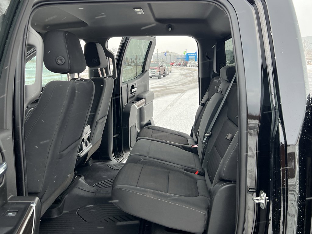 Used 2021 Chevrolet Silverado 1500 LT Trail Boss w/ Convenience Package II image 33