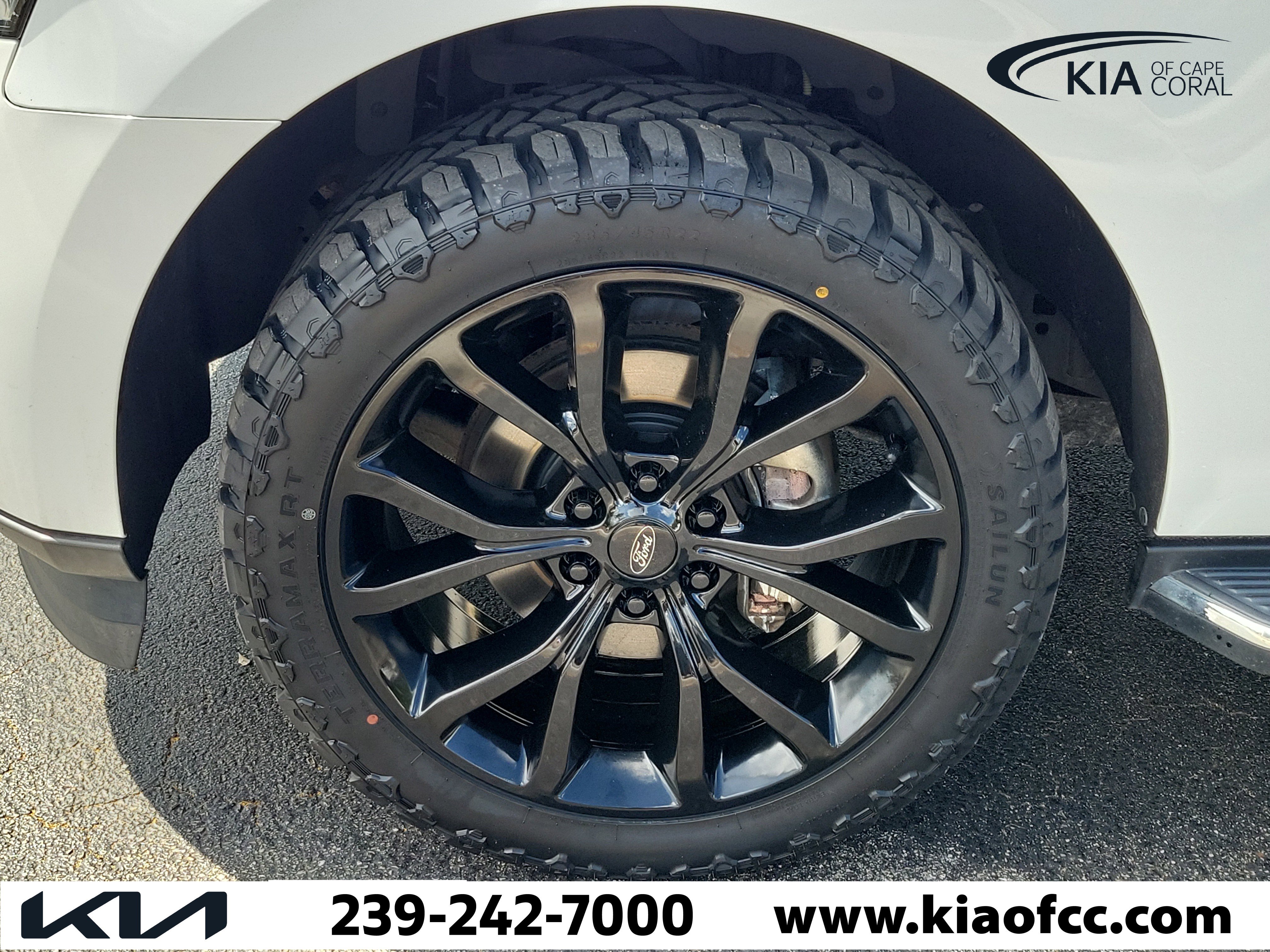 Used 2020 Ford Expedition Max XLT w/ Equipment Group 202A RWD image 7