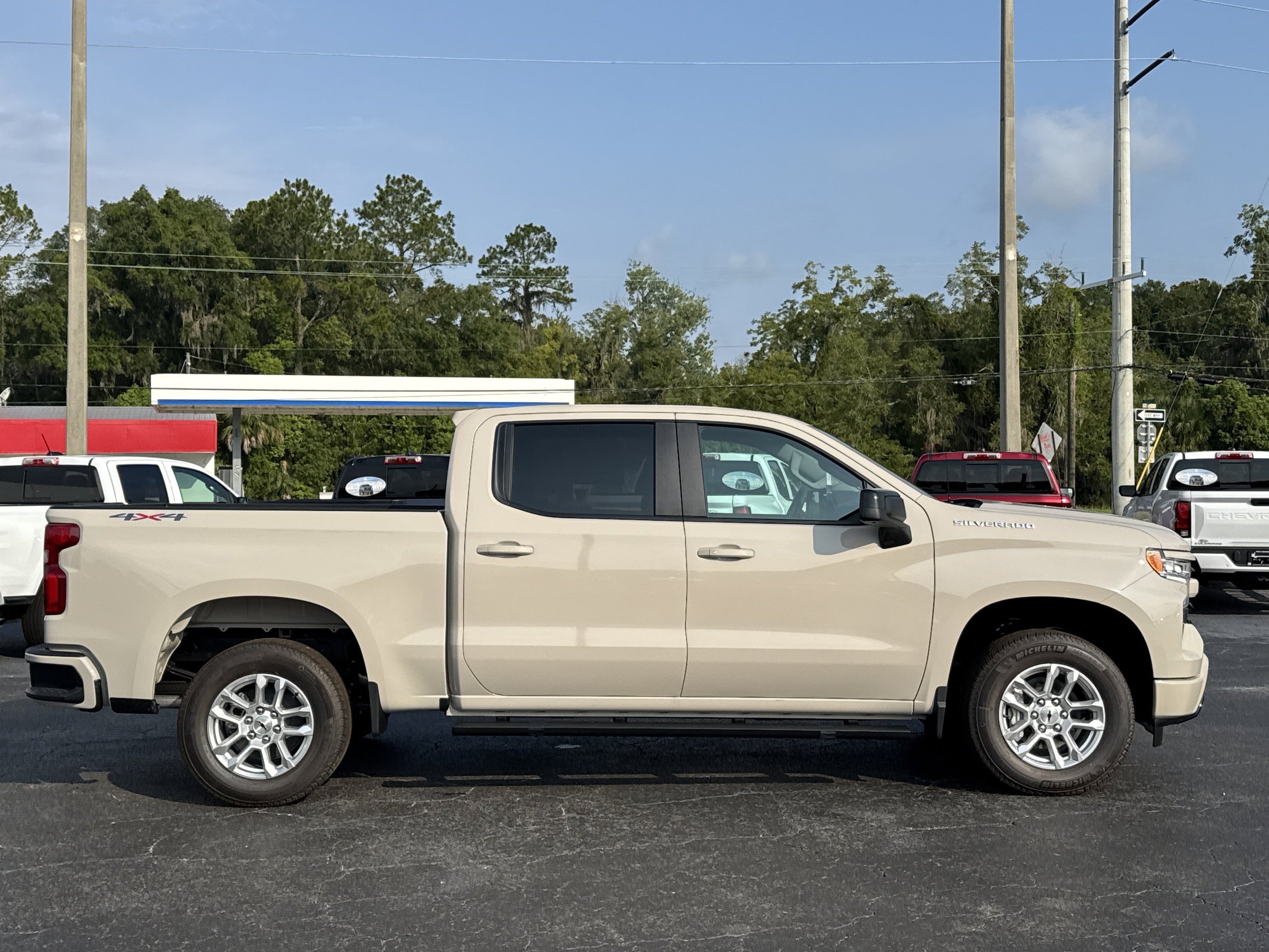 New 2026 Chevrolet Silverado 1500 RST AWD/4WD image 9
