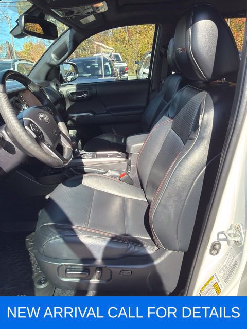 Used 2022 Toyota Tacoma TRD Pro AWD/4WD image 10