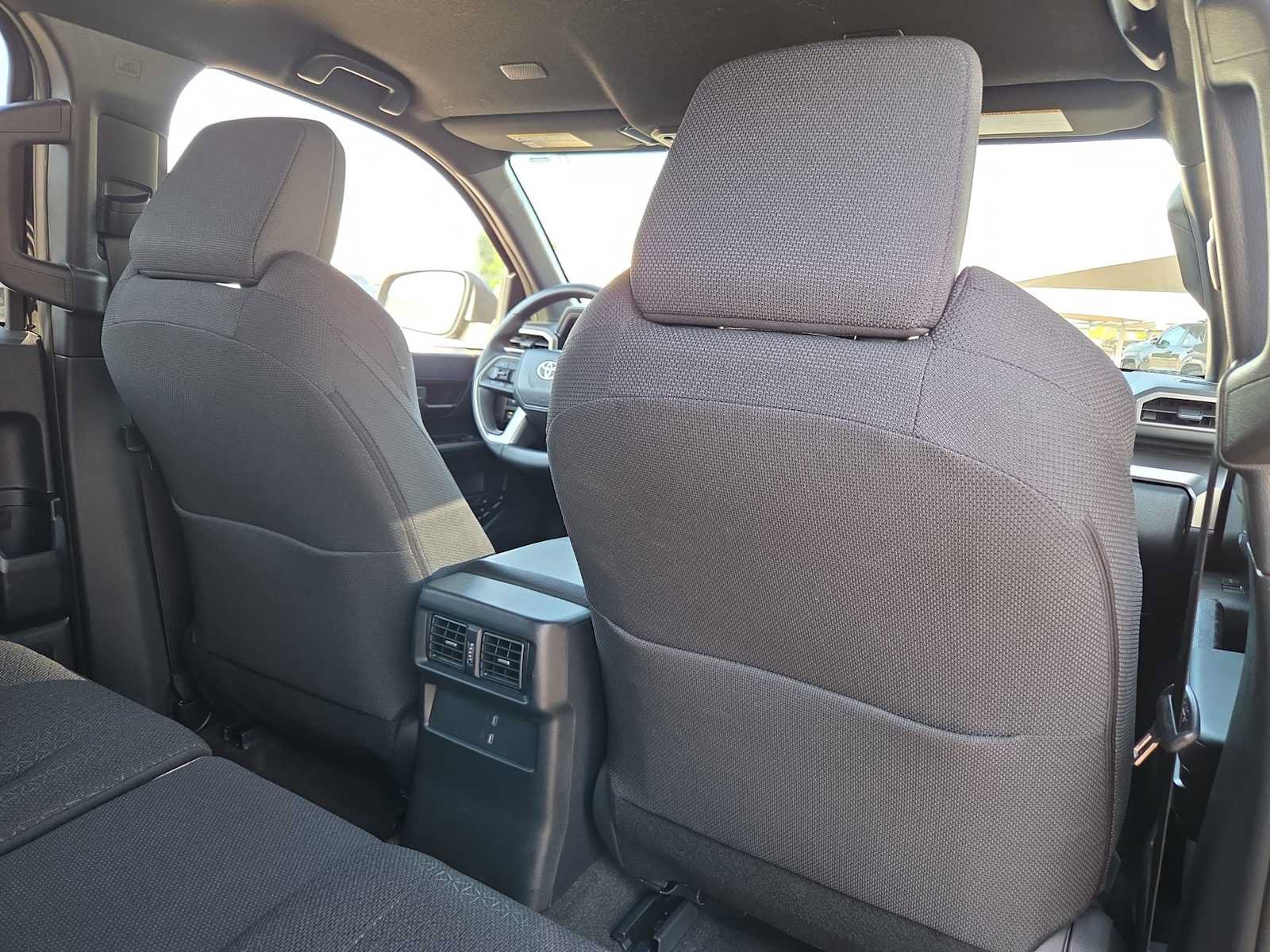 Used 2025 Toyota 4Runner SR5 AWD/4WD image 15