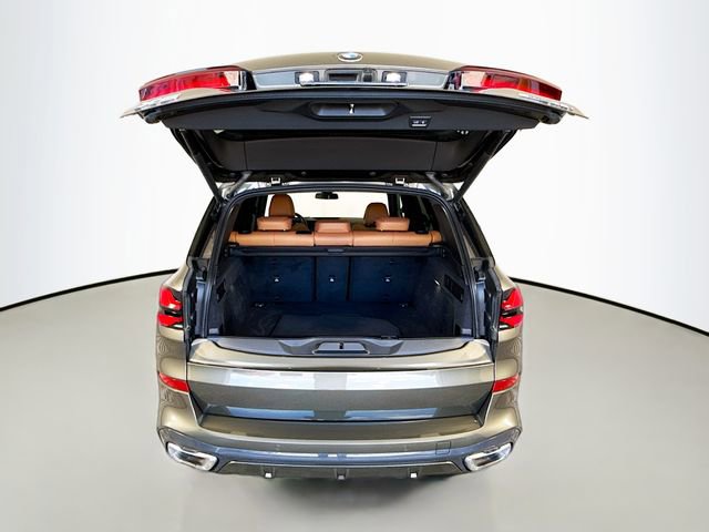 Used 2024 BMW X5 sDrive40i w/ M Sport Package image 27