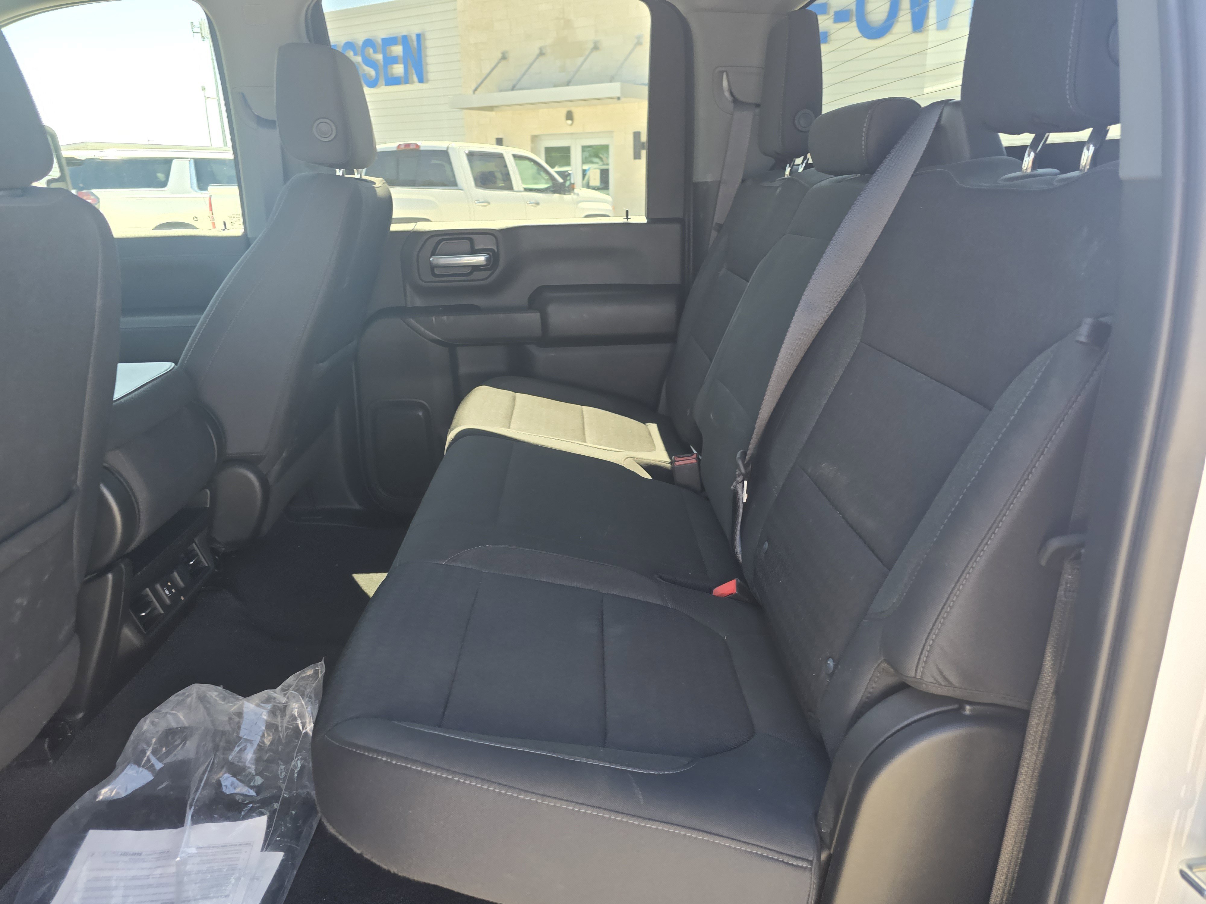 Used 2022 Chevrolet Silverado 2500 LT w/ Convenience Package image 10