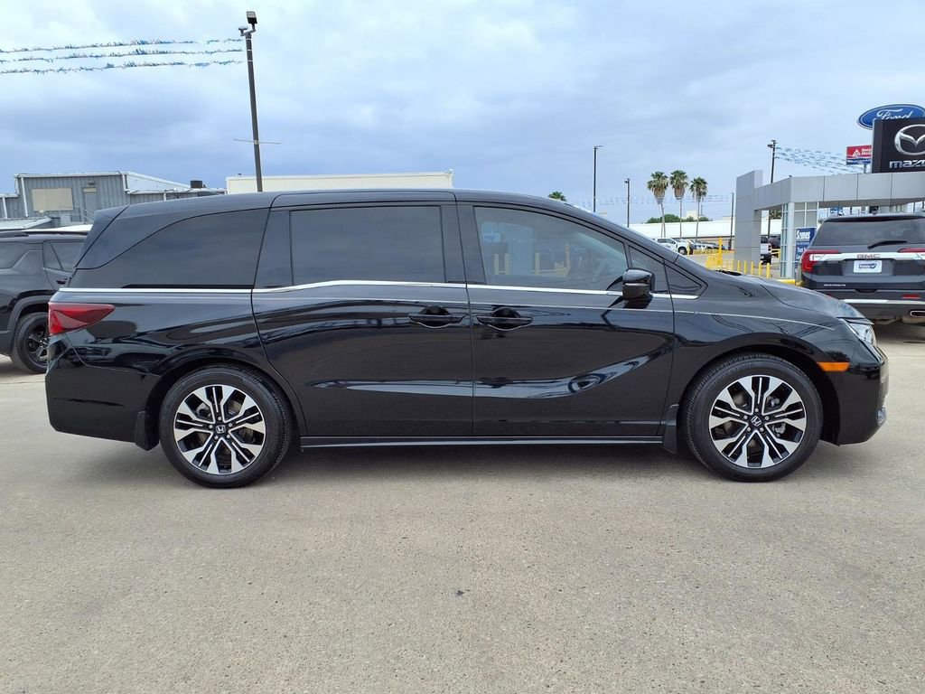 Used 2025 Honda Odyssey Elite image 9