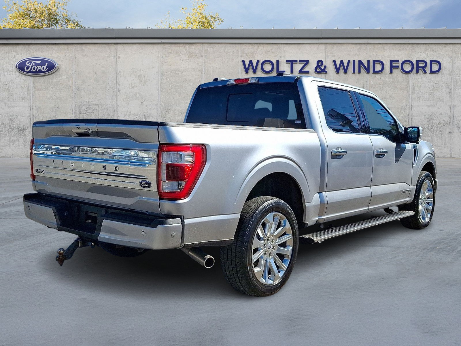 Used 2023 Ford F150 Limited AWD/4WD image 6